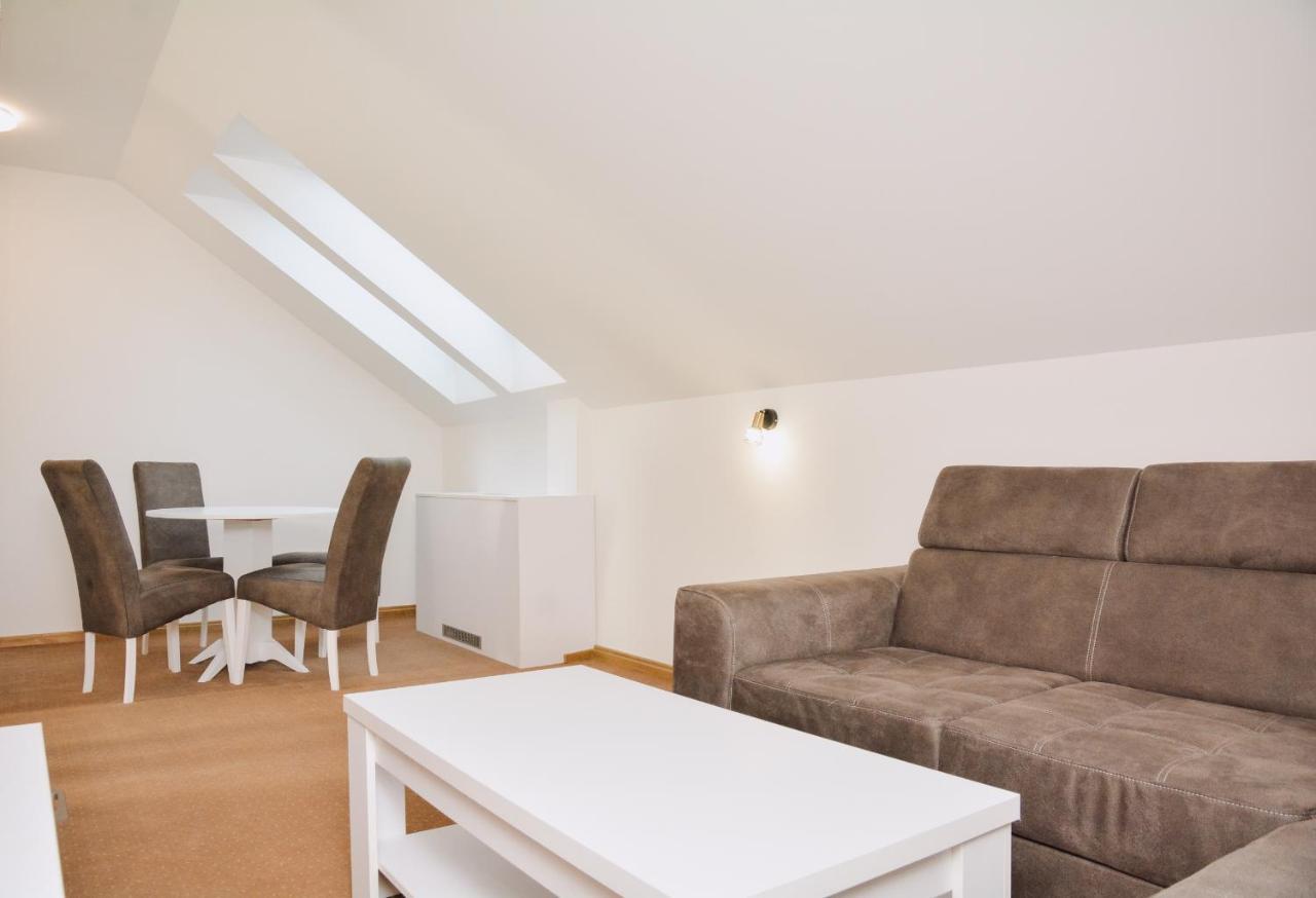 Hotel Divanhana Brčko Buitenkant foto