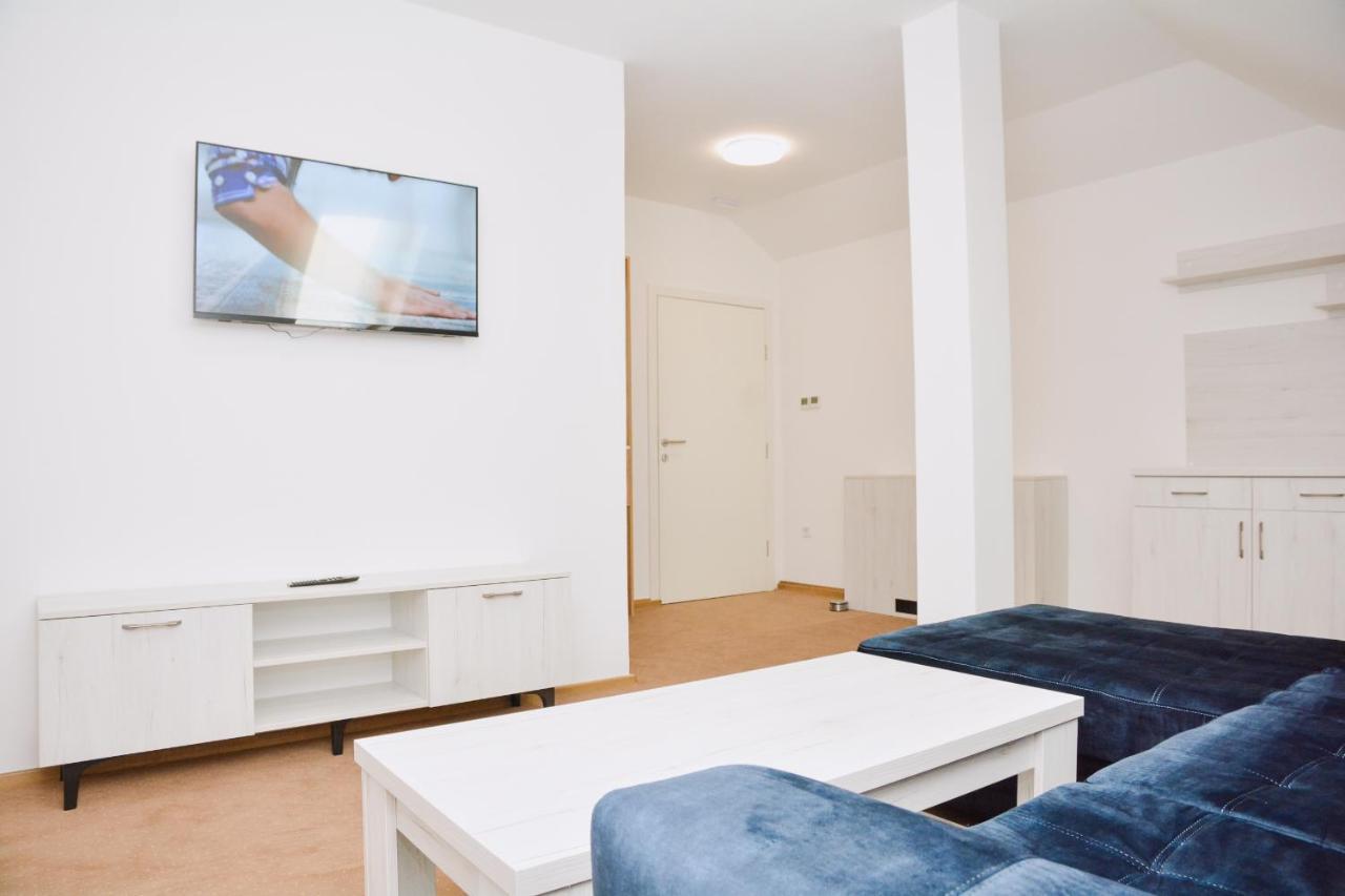 Hotel Divanhana Brčko Buitenkant foto