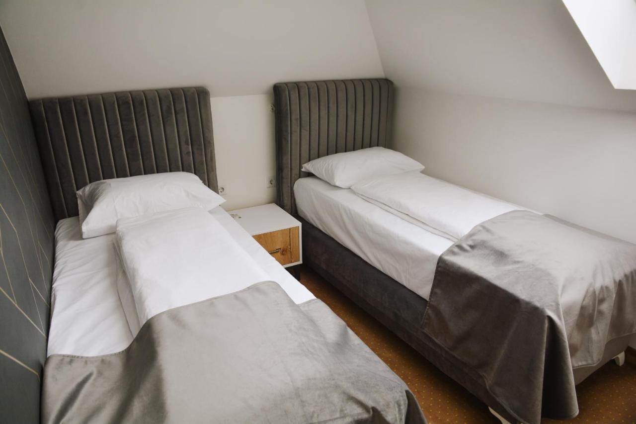 Hotel Divanhana Brčko Buitenkant foto
