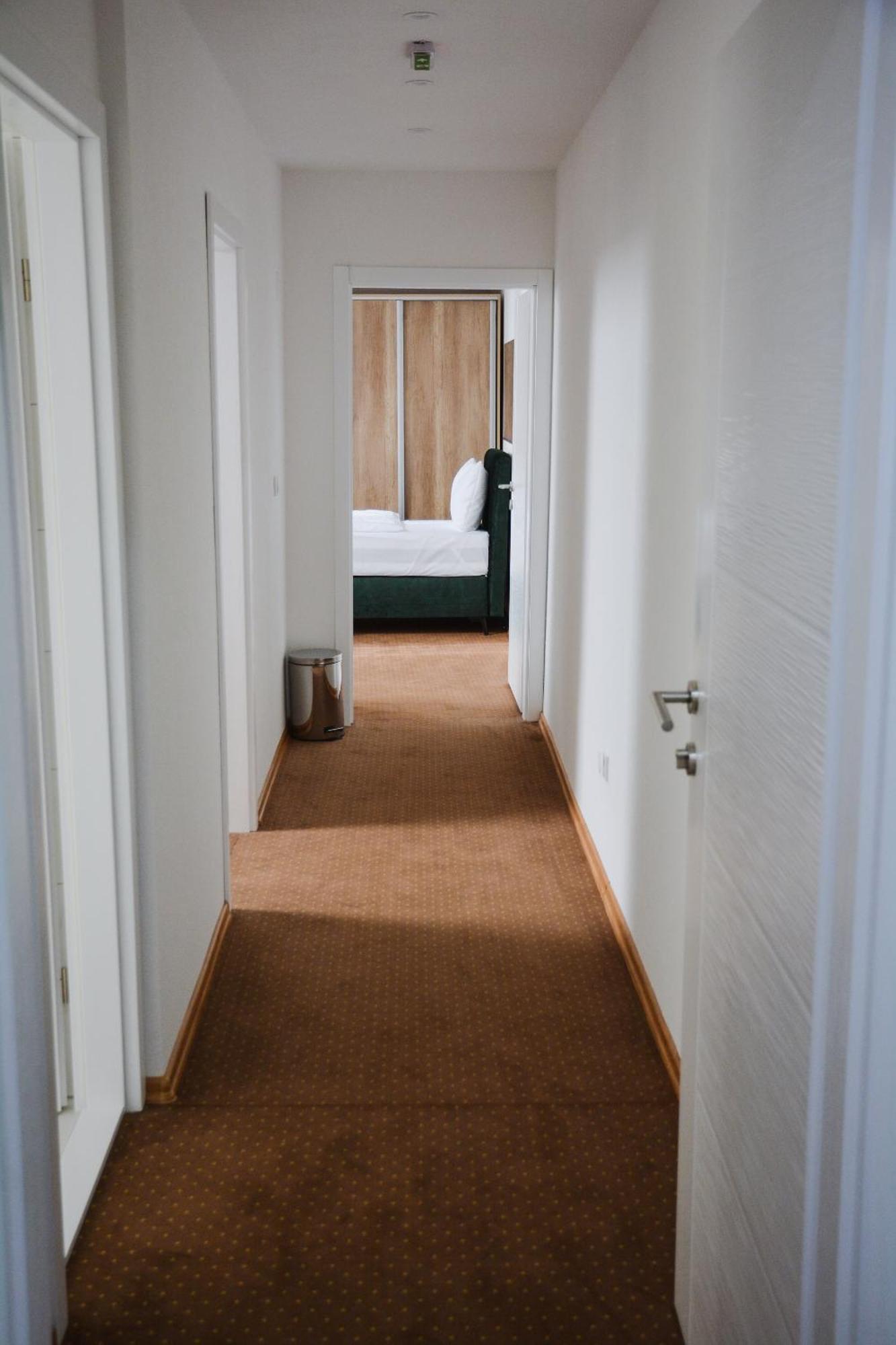 Hotel Divanhana Brčko Buitenkant foto