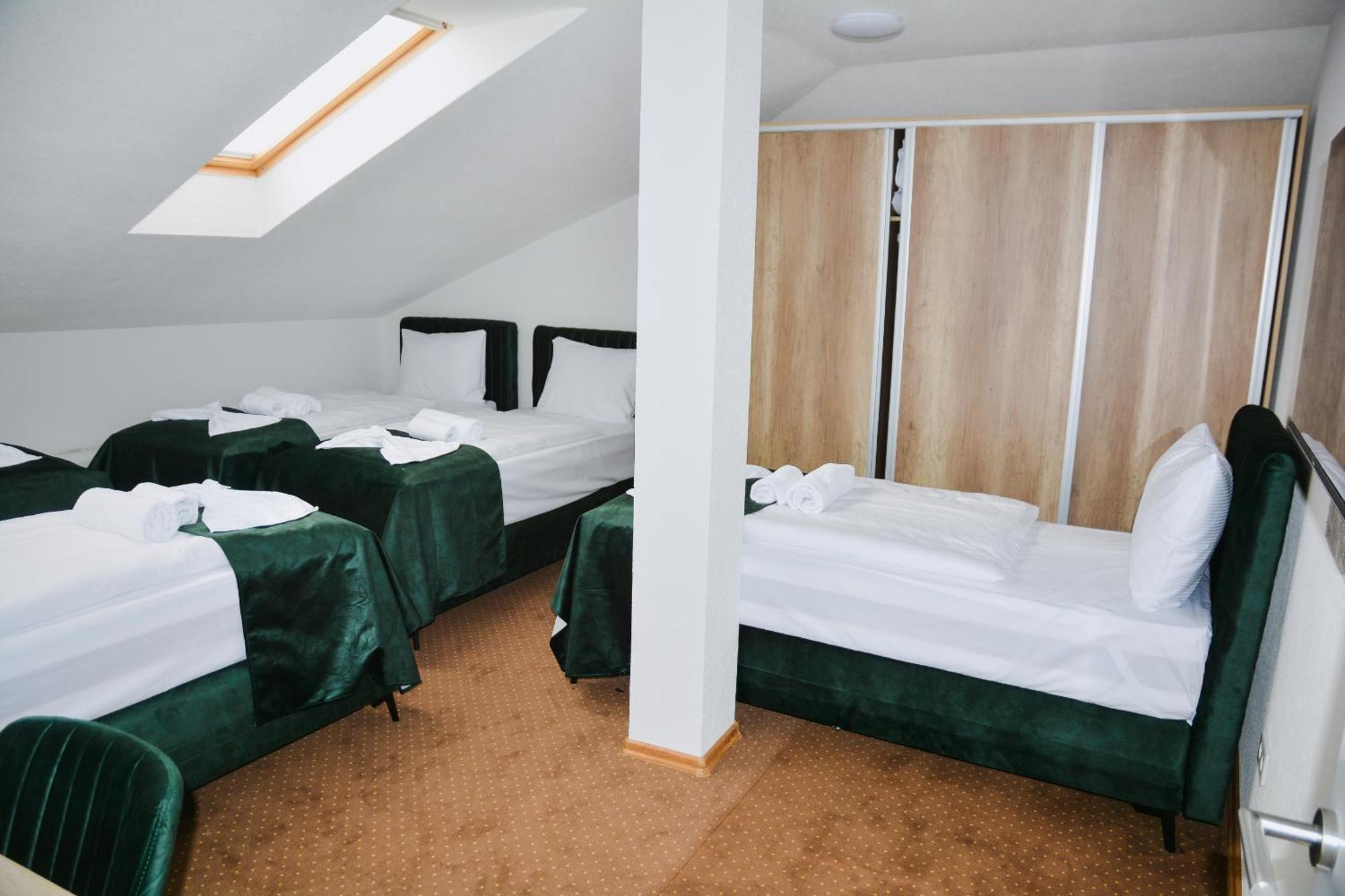 Hotel Divanhana Brčko Buitenkant foto
